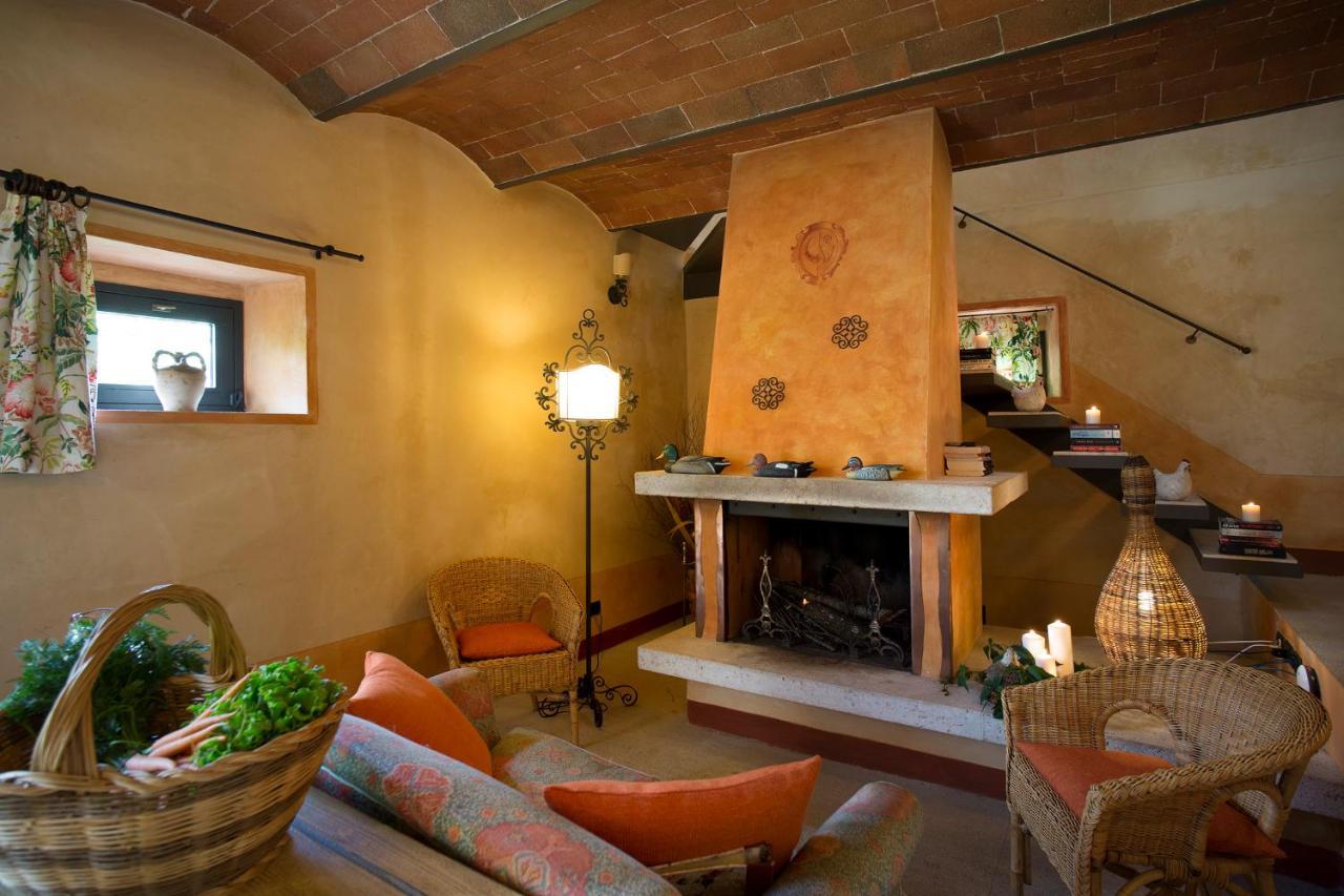 La Canonica Di Cortine Hostal Barberino di Val dʼElsa Exterior foto