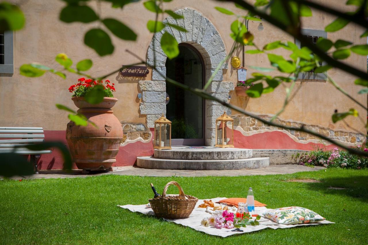 La Canonica Di Cortine Hostal Barberino di Val dʼElsa Exterior foto